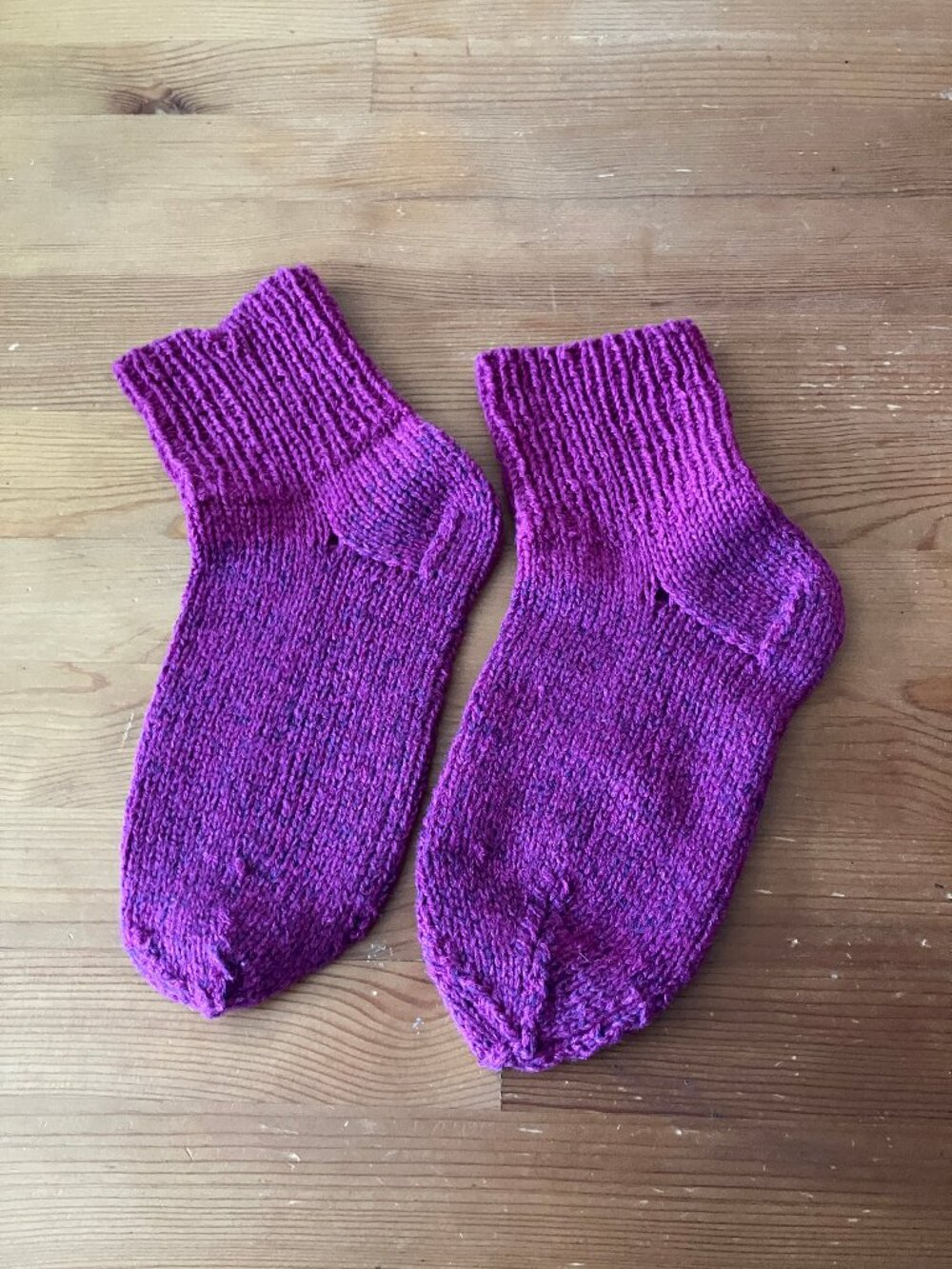 HANDMADE  pair of Bed Socks Cashmare Purple color Size S/M